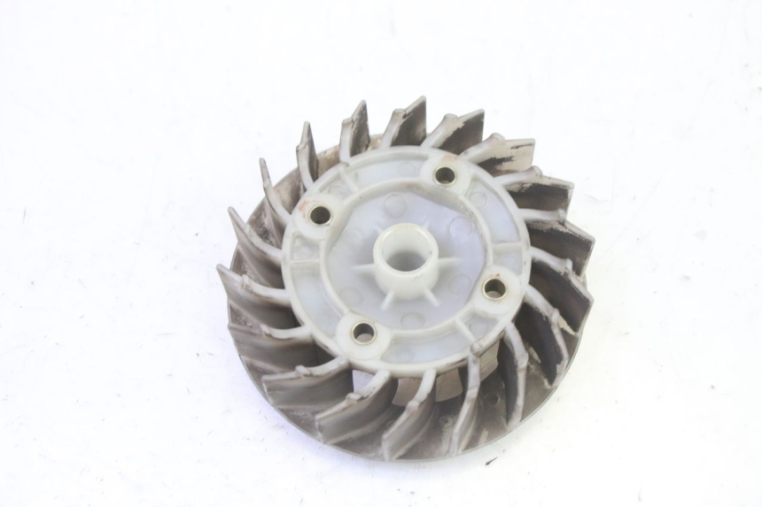 photo de VENTILADOR KYMCO AGILITY NAKED RENOUVO 2T 50 (2011 - 2018) - Detalhe da peça