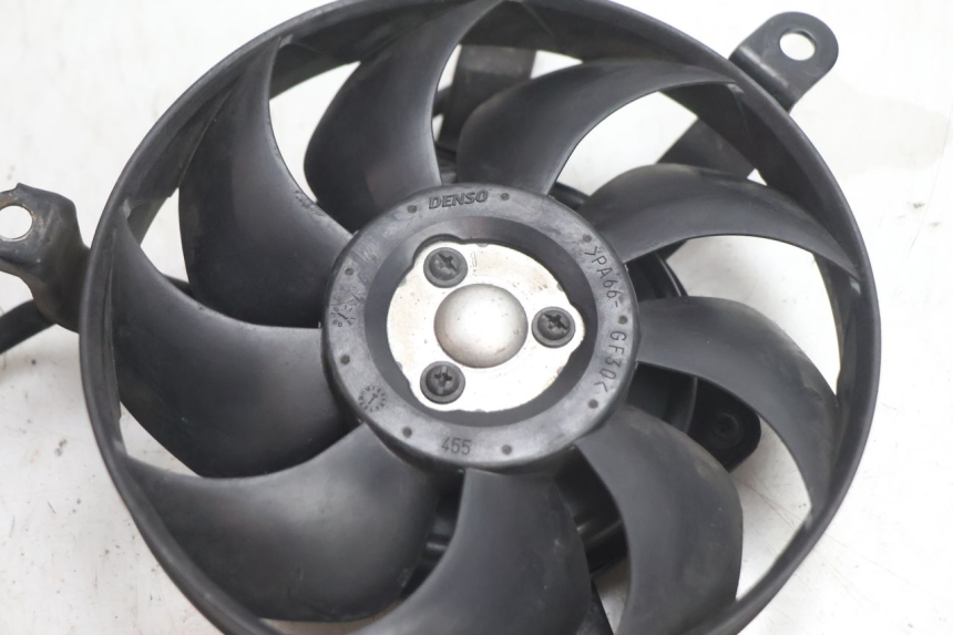 photo de VENTILADOR SUZUKI BURGMAN EXECUTIVE ABS 650 (2006 - 2012) - Detalhe da peça
