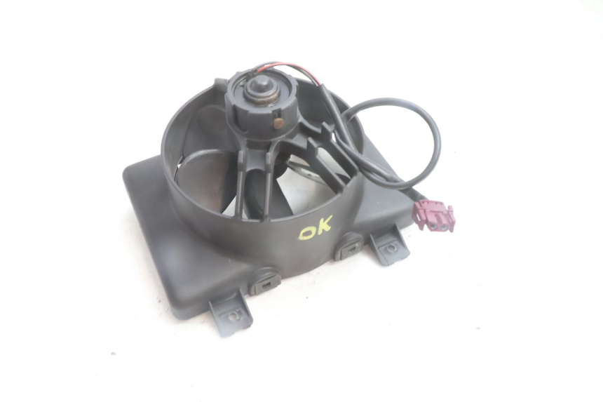 photo de VENTILADOR BMW C1 125 (2000 - 2003) - Outro ângulo de visão