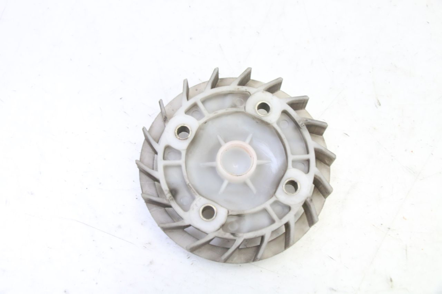 photo de VENTILADOR ORCAL CAVARO 4T 50 (2019 - 2023) - Outro ângulo de visão