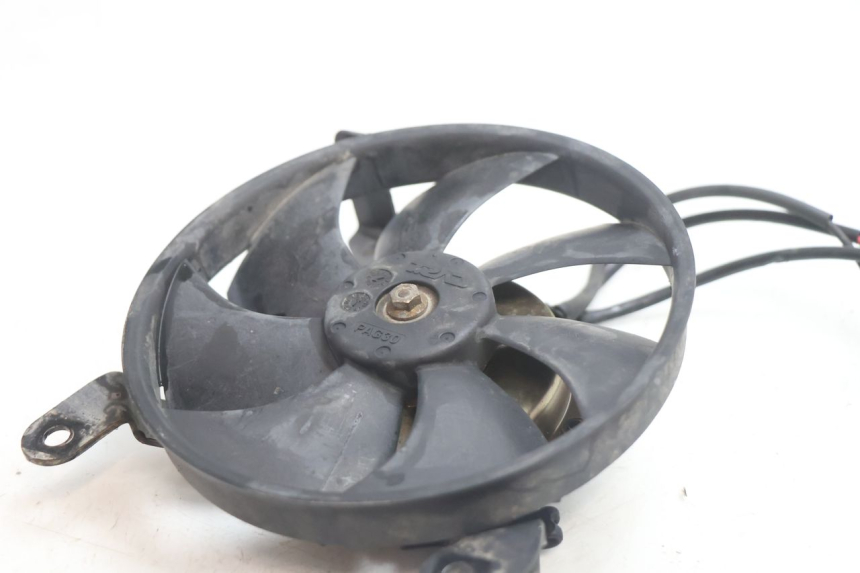 photo de VENTILADOR HONDA CB F HORNET 600 (2005 - 2006) - Detalhe da peça