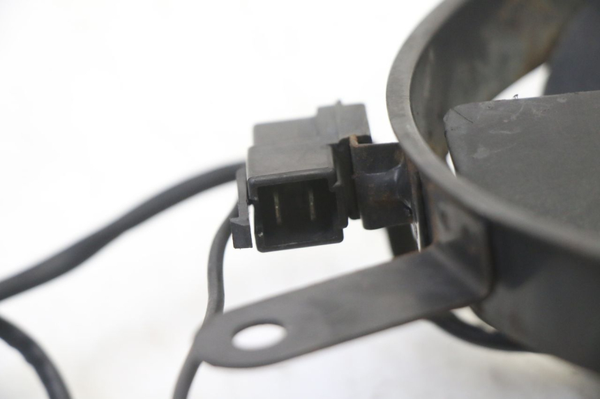 photo de VENTILADOR HONDA CBR RR FIREBLADE 900 (1992 - 1994) - Outro ângulo de visão
