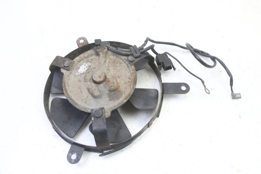 photo de VENTILADOR HONDA CBR RR FIREBLADE 900 (1992 - 1994) - Pontos de fixação
