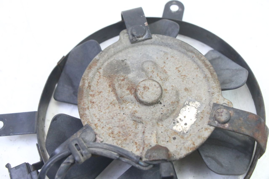 photo de VENTILADOR HONDA CBR RR FIREBLADE 900 (1992 - 1994) - Estado da superfície