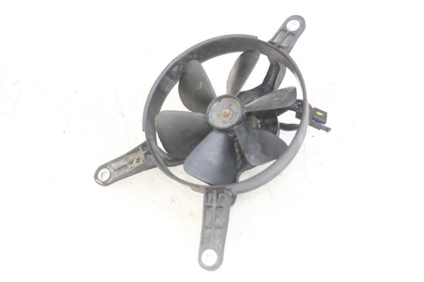 photo de VENTILADOR KYMCO DOWNTOWN ABS 125 (2015 - 2017) - Outro ângulo de visão