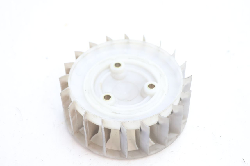 photo de VENTILADOR MBK EVOLIS 80 (1993 - 1999) - Outro ângulo de visão