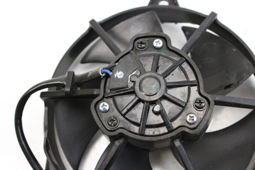 photo de VENTILADOR BMW F GS K81 850 (2018 - 2023) - Zoom do estado de desgaste
