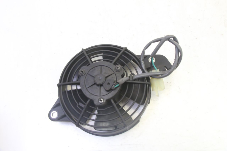 photo de VENTILADOR HONDA FES S-WING SWING ABS 125 (2007 - 2015) - Zoom do estado de desgaste