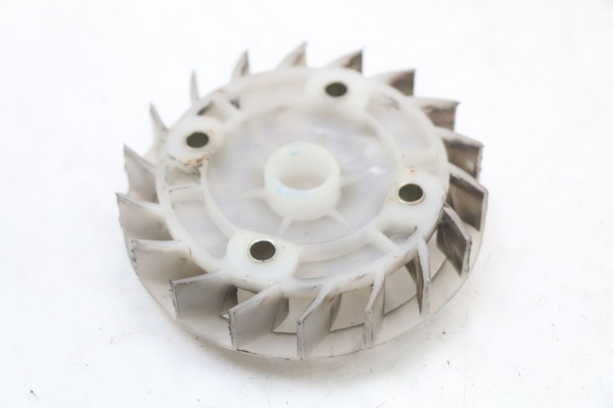 photo de VENTILADOR SYM FIDDLE 3 III 50 (2014 - 2020) - Zoom do estado de desgaste