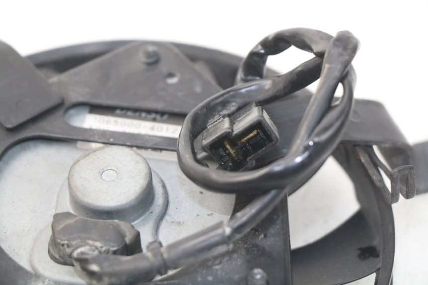 photo de VENTILADOR YAMAHA FJR ABS 1300 (2006 - 2012) - Pontos de fixação