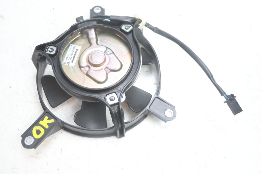 photo de VENTILADOR HONDA FJS SILVER WING SILVERWING 400 (2005 - 2008) - Outro ângulo de visão