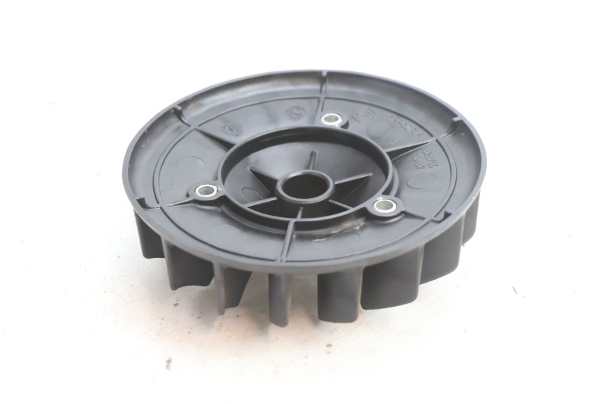 photo de VENTILADOR PIAGGIO FLY 2T 50 (2004 - 2017) - Outro ângulo de visão