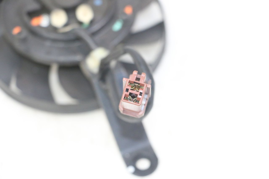 photo de VENTILADOR HONDA FORZA ABS 300 (2013 - 2017) - Outro ângulo de visão