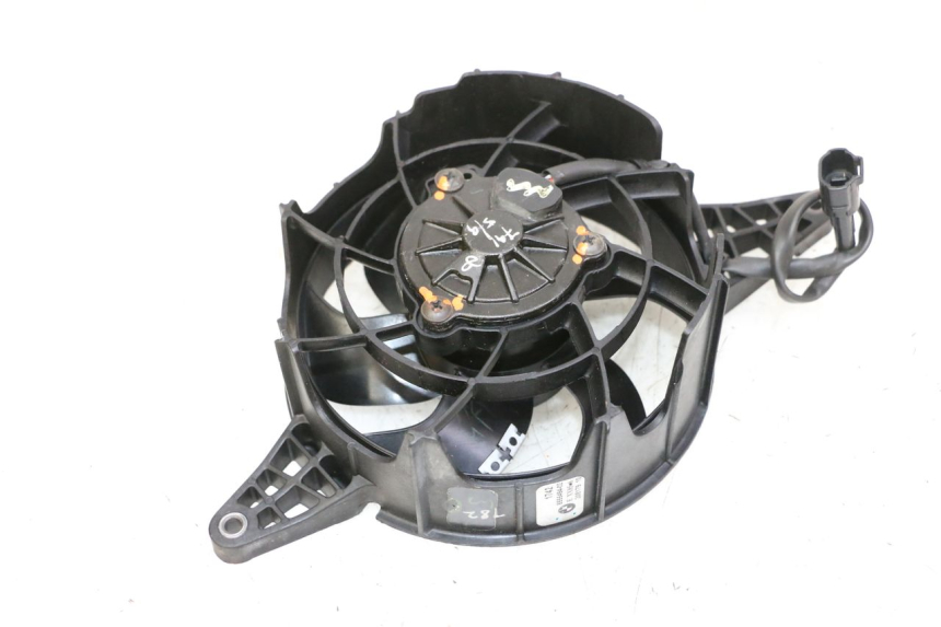 photo de VENTILADOR BMW G310 R 310 (2016 - 2020) - Ampliação técnica
