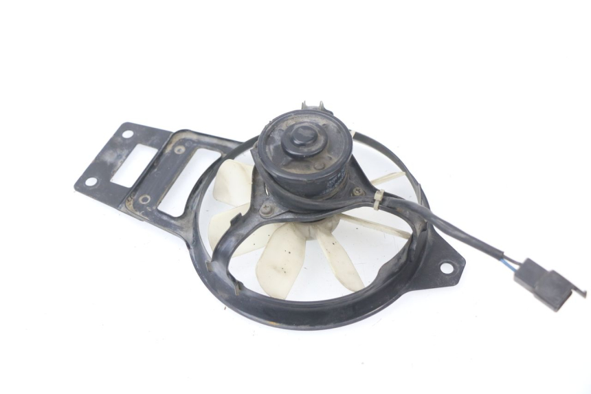 photo de VENTILADOR KAWASAKI GPZ S 500 (1994 - 2005) - Zoom do estado de desgaste