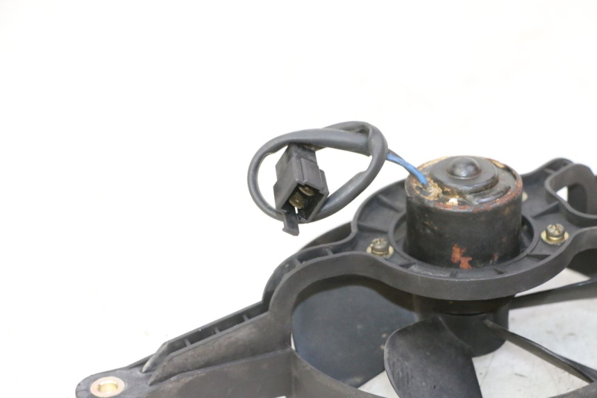 photo de VENTILADOR KYMCO GRAND DINK 125 (2002 - 2007) - Zoom do estado de desgaste