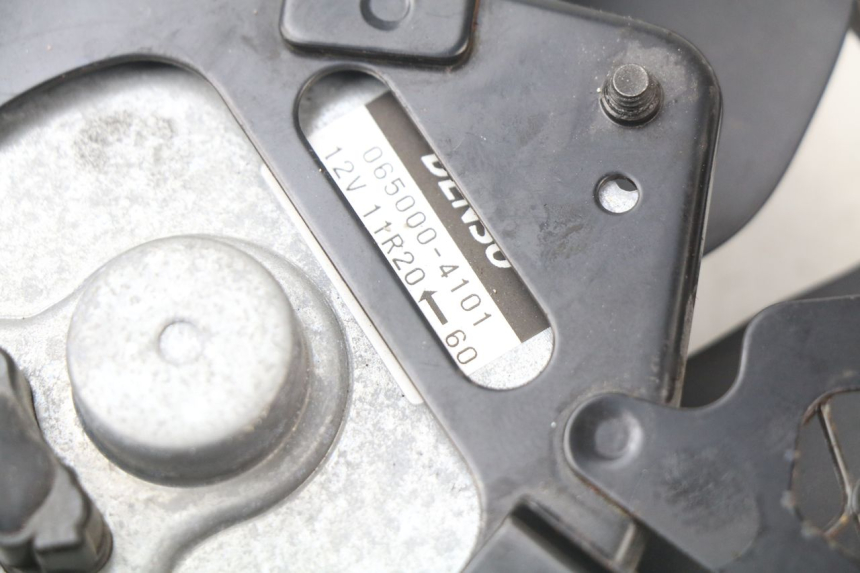 photo de VENTILADOR SUZUKI GSX-R GSXR K16 1000 (2012 - 2016) - Zoom do estado de desgaste