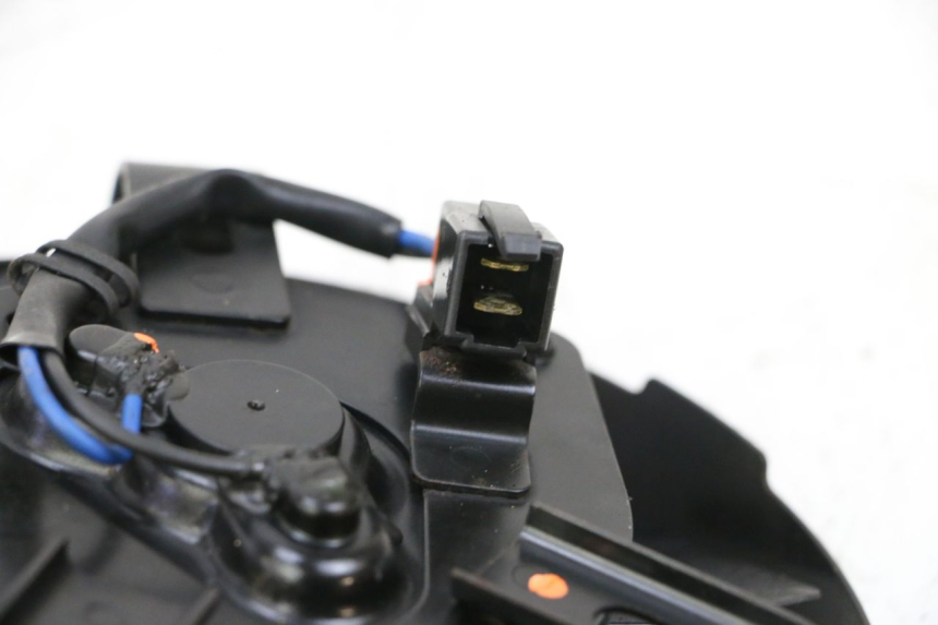 photo de VENTILADOR SUZUKI GSXR GSX-R 1000 (2003 - 2004) - Zoom do estado de desgaste