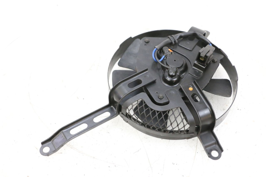 photo de VENTILADOR SUZUKI GSXR GSX-R 1000 (2003 - 2004) - Outro ângulo de visão