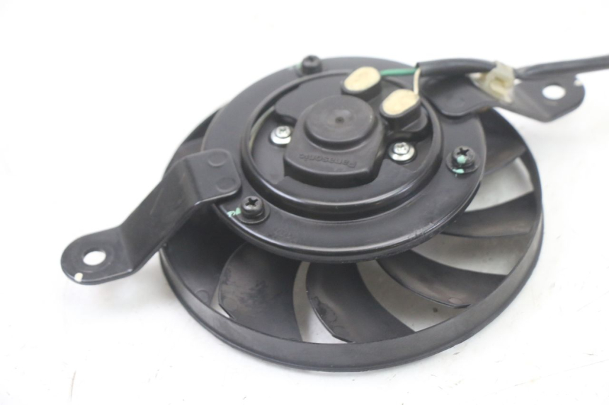 photo de VENTILADOR HONDA SH i 300 (2015 - 2020) - Outro ângulo de visão