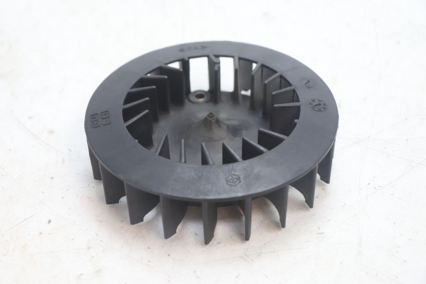 photo de VENTILADOR PIAGGIO LIBERTY 50 (1998 - 2003) - Zoom do estado de desgaste