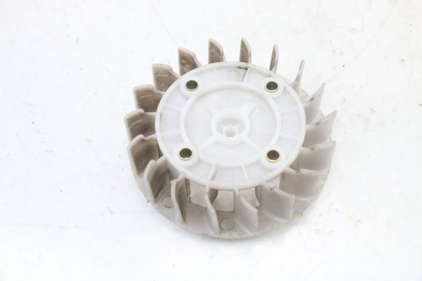photo de VENTILADOR LONGJIA SHARPY 125 (2020 - 2024) - Zoom do estado de desgaste