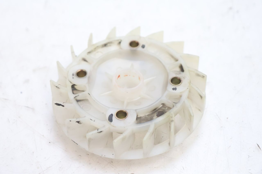 photo de VENTILADOR SYM MIO 50 (2005 - 2010) - Zoom do estado de desgaste