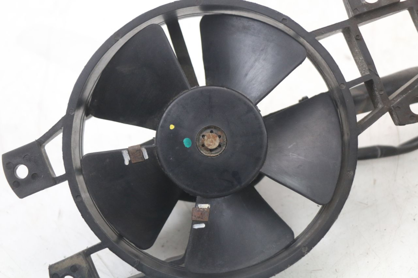 photo de VENTILADOR PIAGGIO MP3 HPE 350 (2018 - 2020) - Detalhe da peça