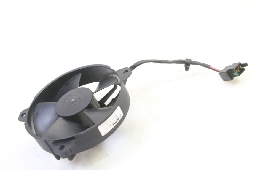 photo de VENTILADOR PIAGGIO MP3 HPE 310 (2024 - 2025) - Zoom do estado de desgaste