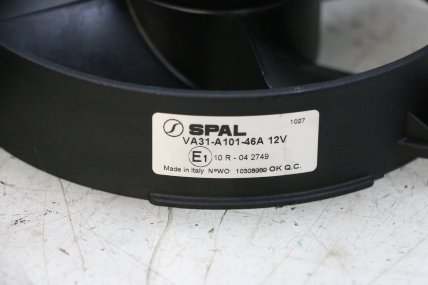photo de VENTILADOR PIAGGIO MP3 HPE 300 (2019 - 2026) - Zoom do estado de desgaste