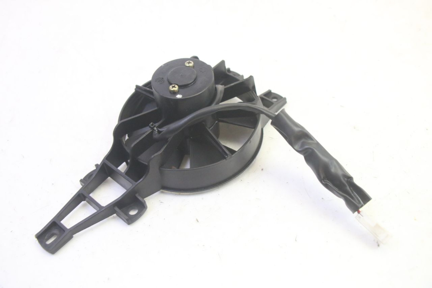 photo de VENTILADOR PIAGGIO MP3 LT 400 (2007 - 2012) - Ampliação técnica