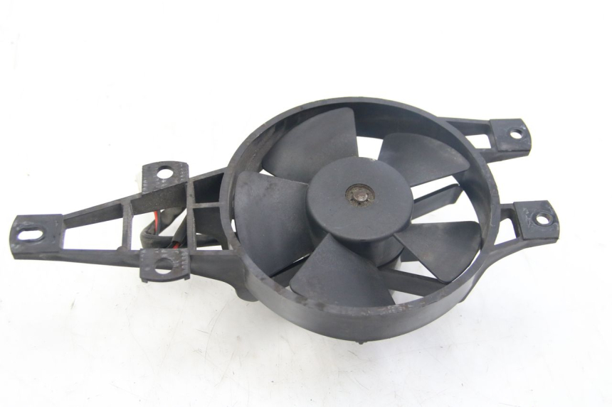 photo de VENTILADOR PIAGGIO MP3 125 (2006 - 2014) - Zoom do estado de desgaste