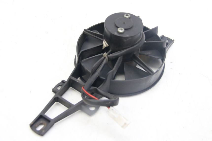 photo de VENTILADOR PIAGGIO MP3 125 (2006 - 2014) - Pontos de fixação