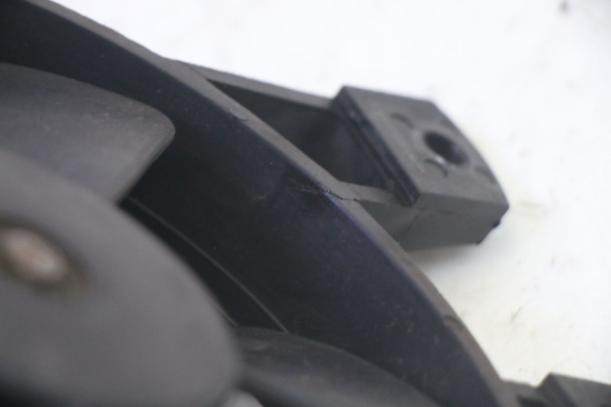 photo de VENTILADOR PIAGGIO MP3 500 (2016 - 2018) - Zoom do estado de desgaste
