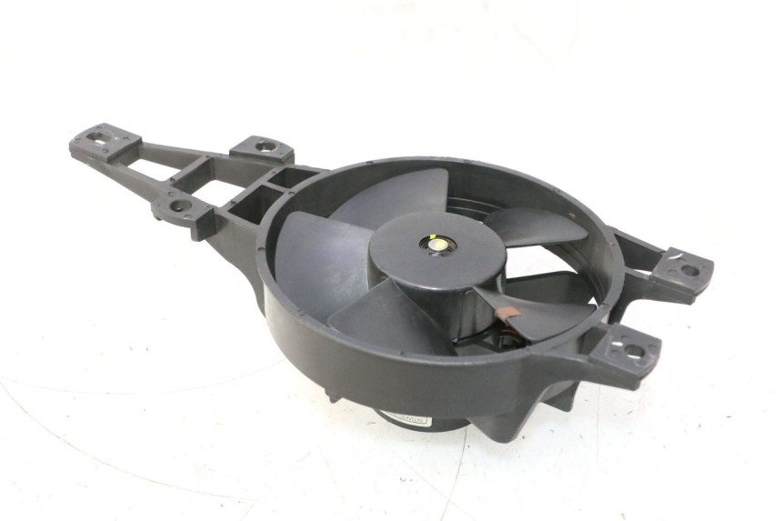 photo de VENTILADOR PIAGGIO MP3 500 (2011 - 2015) - Pontos de fixação
