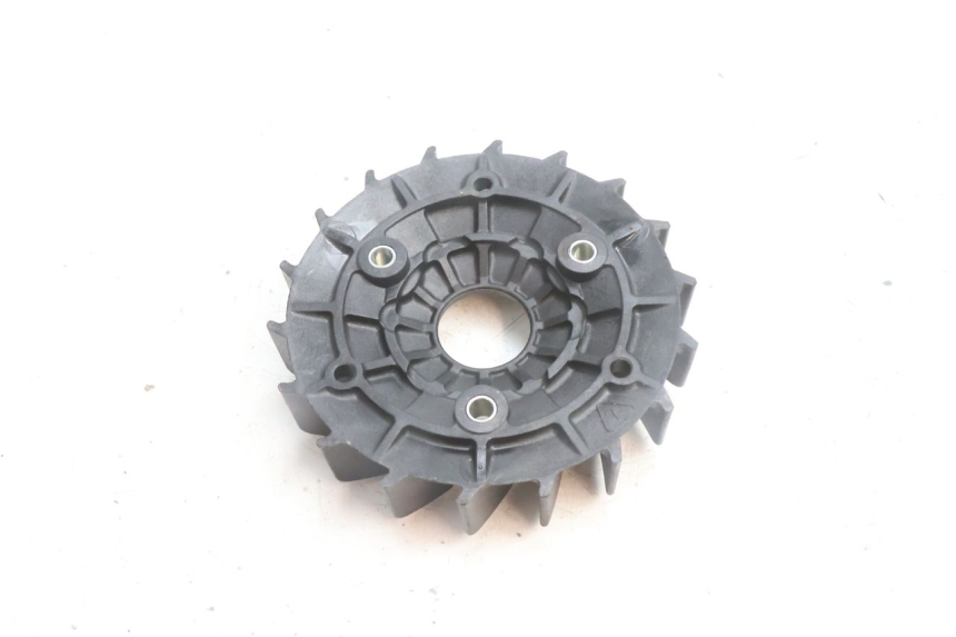 photo de VENTILADOR YAMAHA N-MAX NMAX 125 (2021 - 2024) - Zoom do estado de desgaste