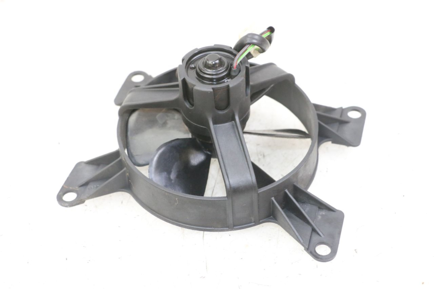 photo de VENTILADOR PEUGEOT ELYSTAR 125 (2002 - 2007) - Zoom do estado de desgaste