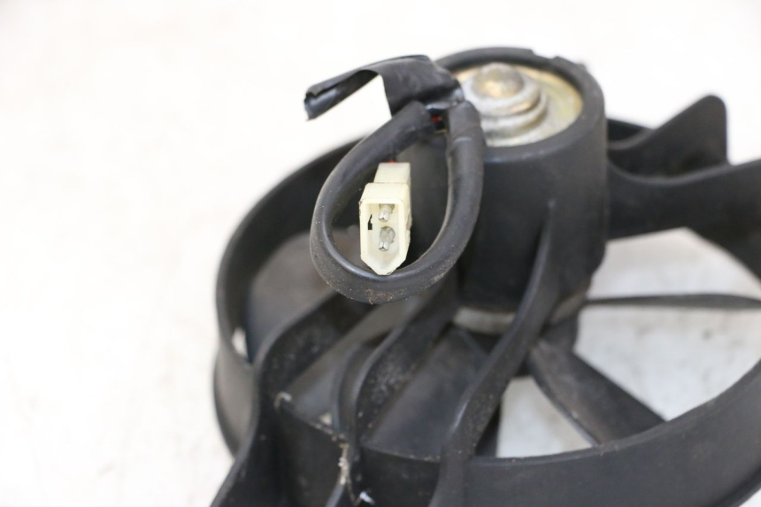 photo de VENTILADOR PEUGEOT SATELIS 125 (2013 - 2018) - Zoom do estado de desgaste