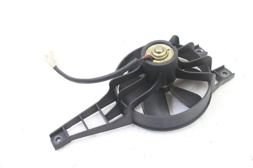 photo de VENTILADOR PEUGEOT SATELIS 125 (2013 - 2018) - Outro ângulo de visão