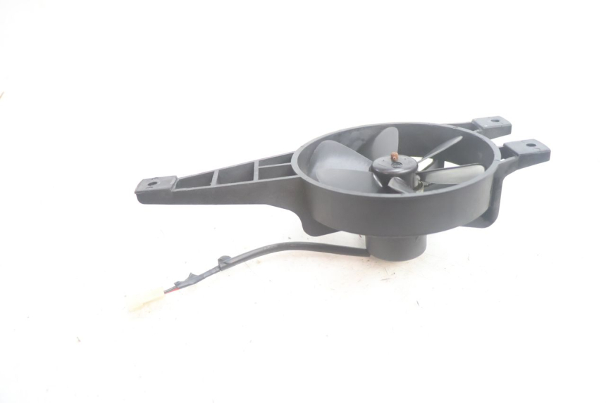 photo de VENTILADOR PEUGEOT SATELIS 125 (2013 - 2018) - Detalhe da peça