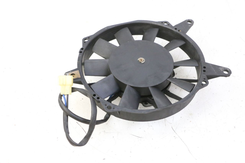 photo de VENTILADOR TRIUMPH SPRINT 900 (1995 - 1998) - Zoom do estado de desgaste