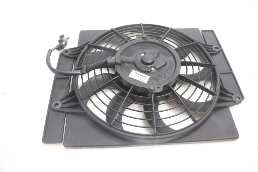 photo de VENTILADOR CAN-AM SPYDER RS 1000 (2008 - 2012) - Ampliação técnica