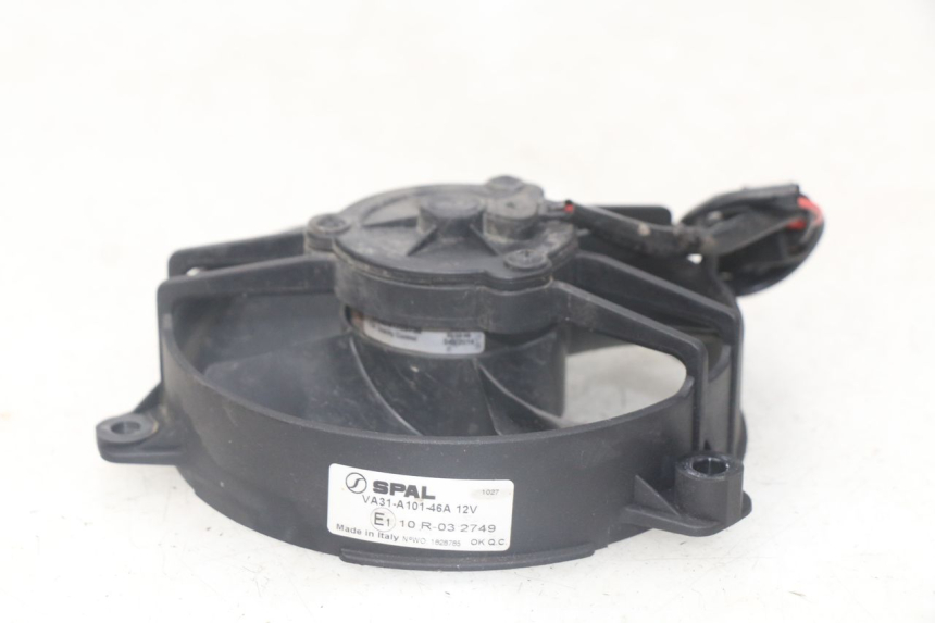 photo de VENTILADOR APRILIA SRV 850 (2012 - 2017) - Detalhe da peça