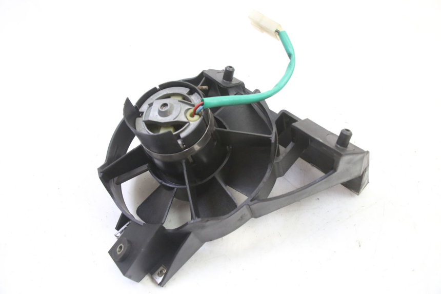photo de VENTILADOR PIAGGIO SUPER LX 125 (2000 - 2003) - Outro ângulo de visão