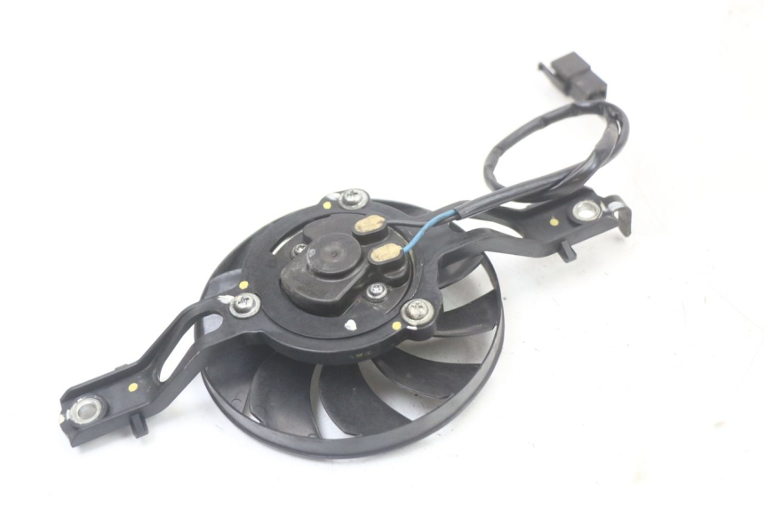 photo de VENTILADOR SUZUKI BURGMAN 125 (2007 - 2014) - Outro ângulo de visão