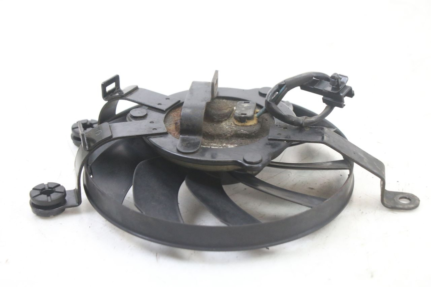 photo de VENTILADOR SUZUKI GSX F GSXF 650 (2007 - 2015) - Outro ângulo de visão