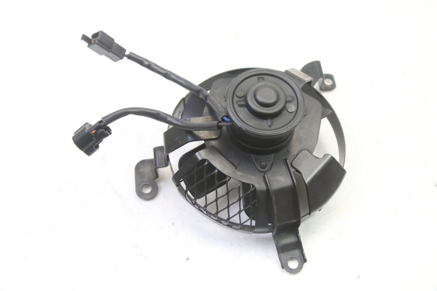 photo de VENTILADOR SUZUKI SV S 650 (2003 - 2009) - Outro ângulo de visão