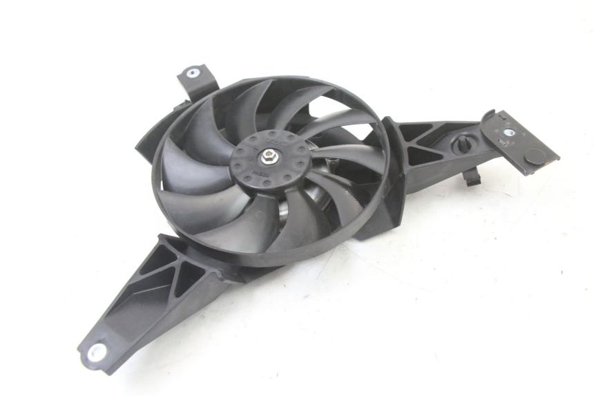 photo de VENTILADOR YAMAHA TRACER 7 700 (2020 - 2024) - Detalhe da peça