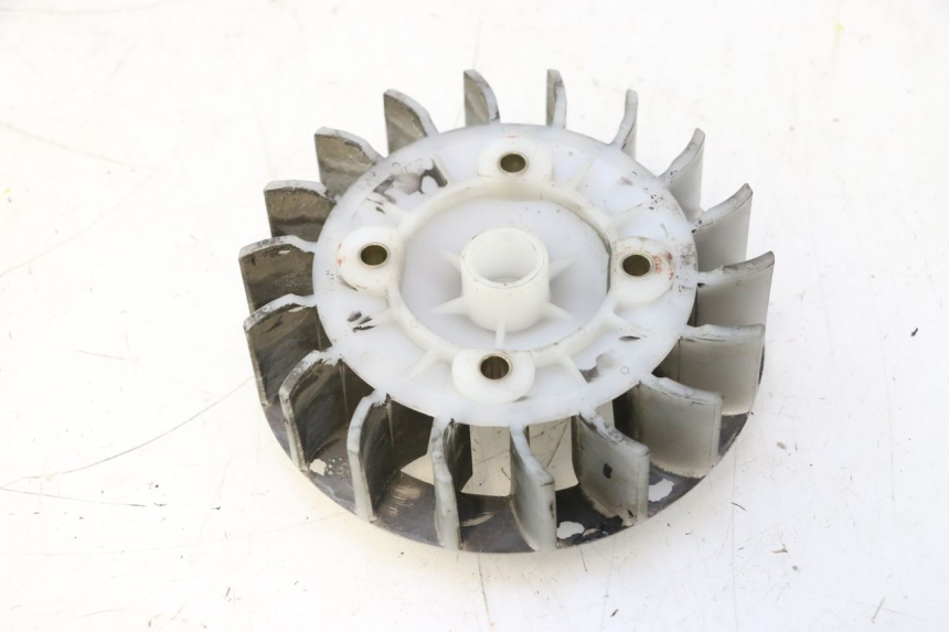 photo de VENTILADOR PEUGEOT TREKKER 50 (1995 - 2004) - Detalhe da peça