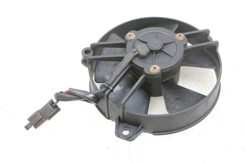 photo de VENTILADOR YAMAHA X-MAX XMAX 125 (2010 - 2013) - Zoom do estado de desgaste
